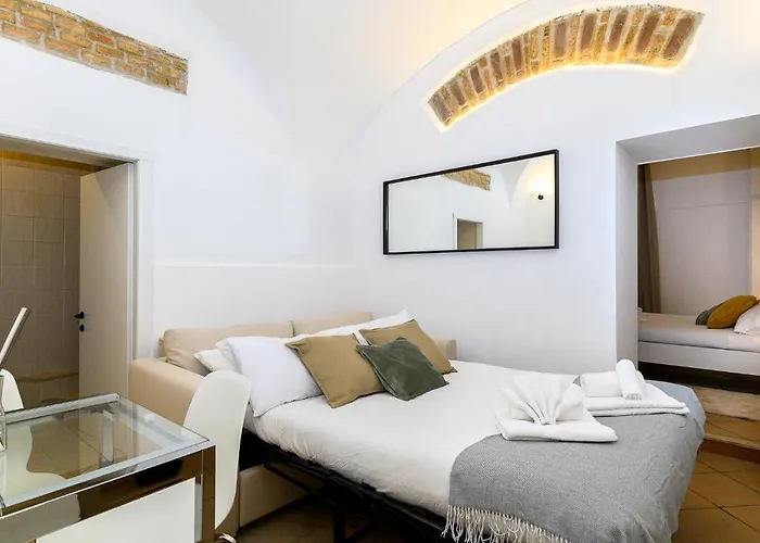 Apartment Cozy & With Private Entrance By Ndp Rent Rom